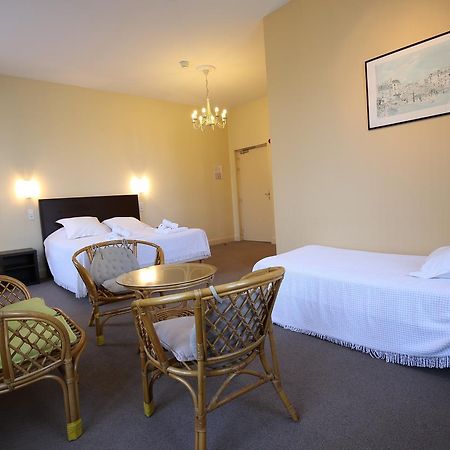 Castel Regina Hotel ชาเตล-กียง ภายนอก รูปภาพ