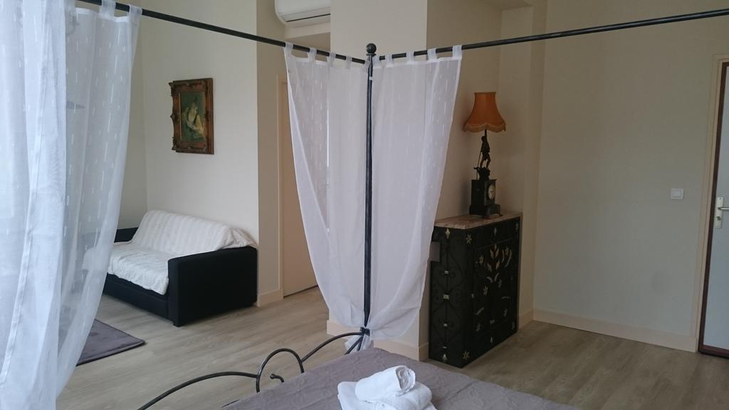 Castel Regina Hotel ชาเตล-กียง ภายนอก รูปภาพ