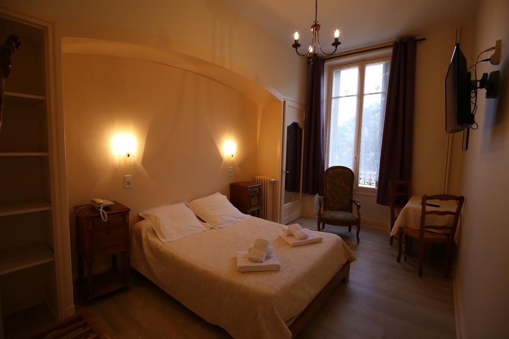 Castel Regina Hotel ชาเตล-กียง ภายนอก รูปภาพ